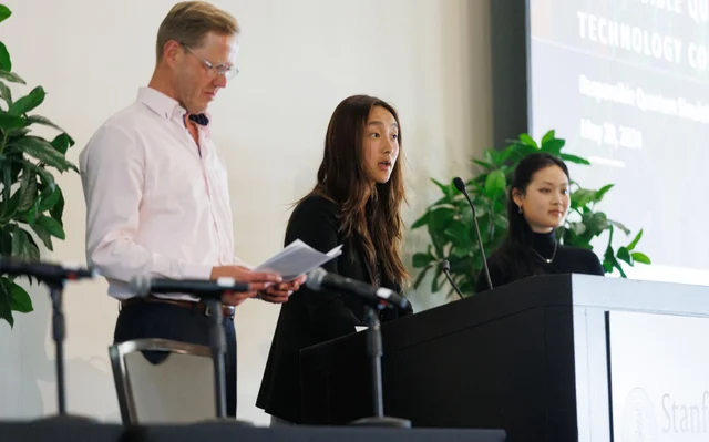 Jin-Hee Lee presenting at the Stanford Law School's Center for Responsible Quantum Technology